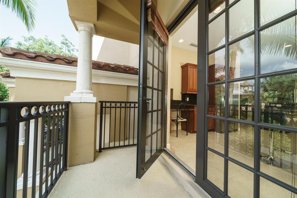 CASA DEL SOL OF TEQUESTA - Residential Lease