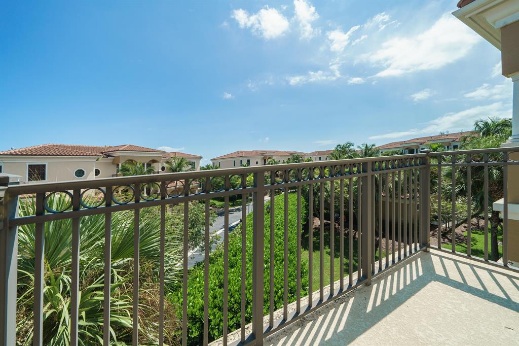 CASA DEL SOL OF TEQUESTA - Residential Lease
