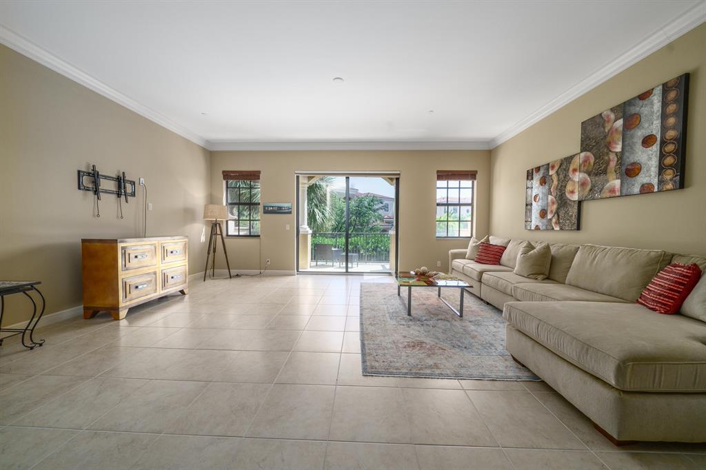 CASA DEL SOL OF TEQUESTA - Residential Lease