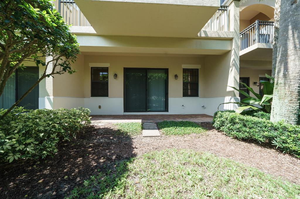 CASA DEL SOL OF TEQUESTA - Residential Lease