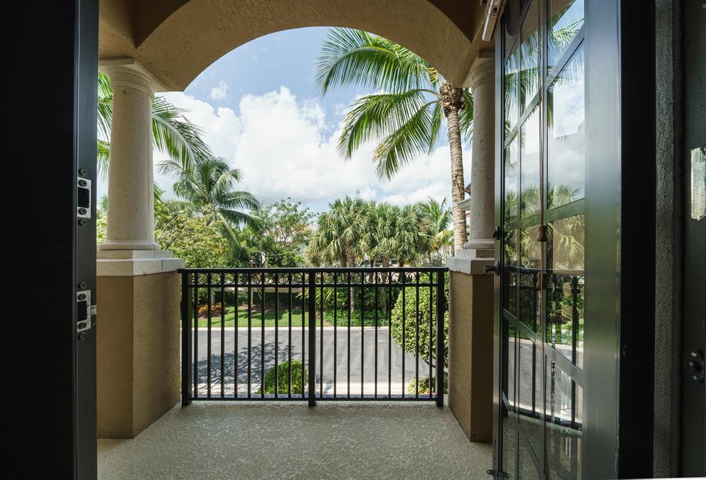 CASA DEL SOL OF TEQUESTA - Residential Lease