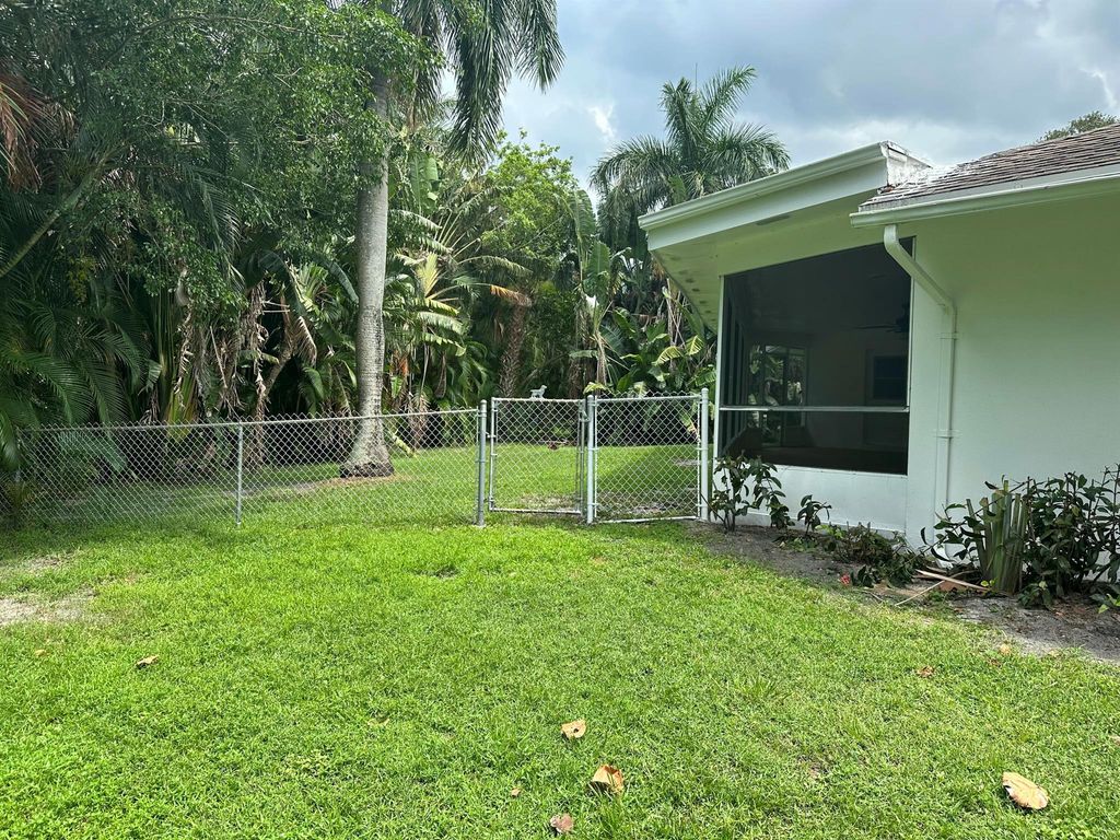 Photo of 1 Indialucie Parkway, Sewalls Point, FL 34996 (MLS # R11056677)