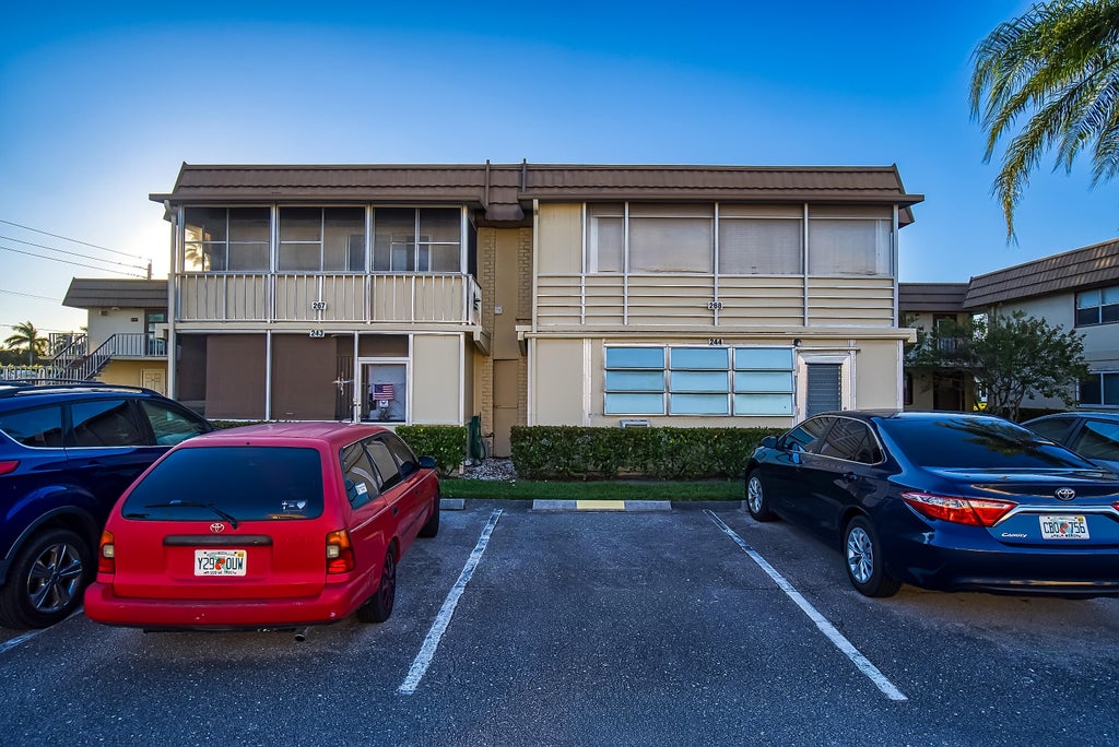 Photo of 267 Saxony F, Delray Beach, FL 33446 (MLS # R11042525)