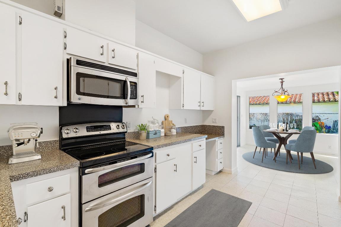 BURNUP AND SIMS ESTATES - Residential Lease