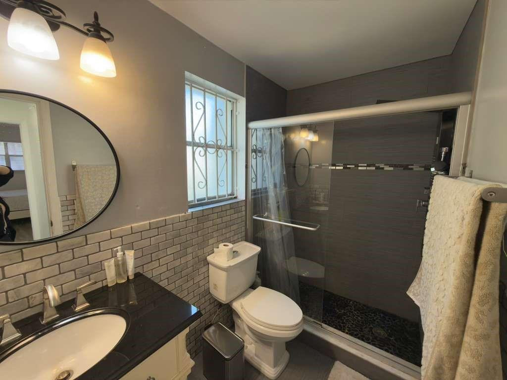 Paradise Gardens IV Inc C - Residential Lease