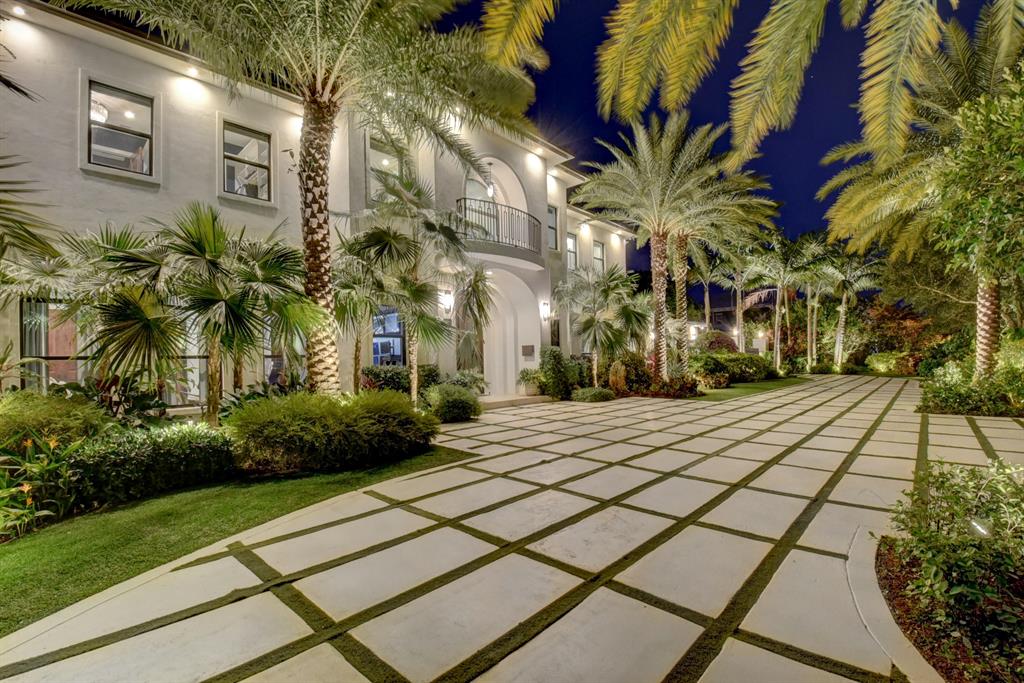 S/D OF 8-46-43 - Residential