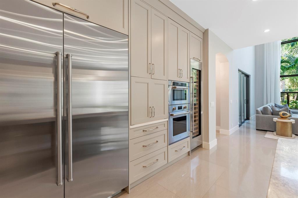 S/D OF 8-46-43 - Residential