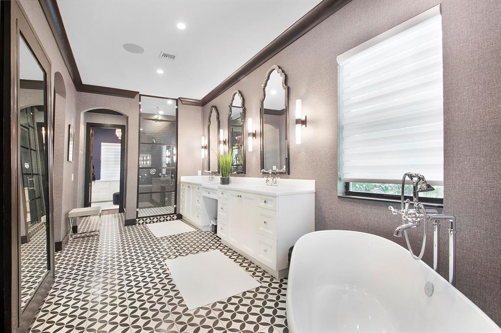 S/D OF 8-46-43 - Residential