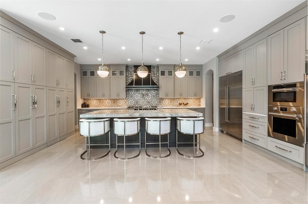 S/D OF 8-46-43 - Residential