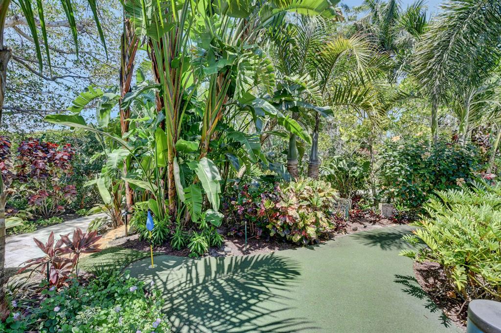 S/D OF 8-46-43 - Residential