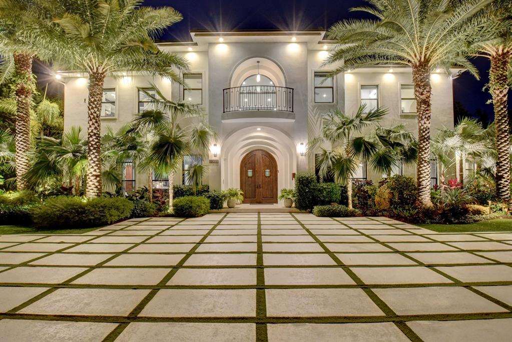 S/D OF 8-46-43 - Residential