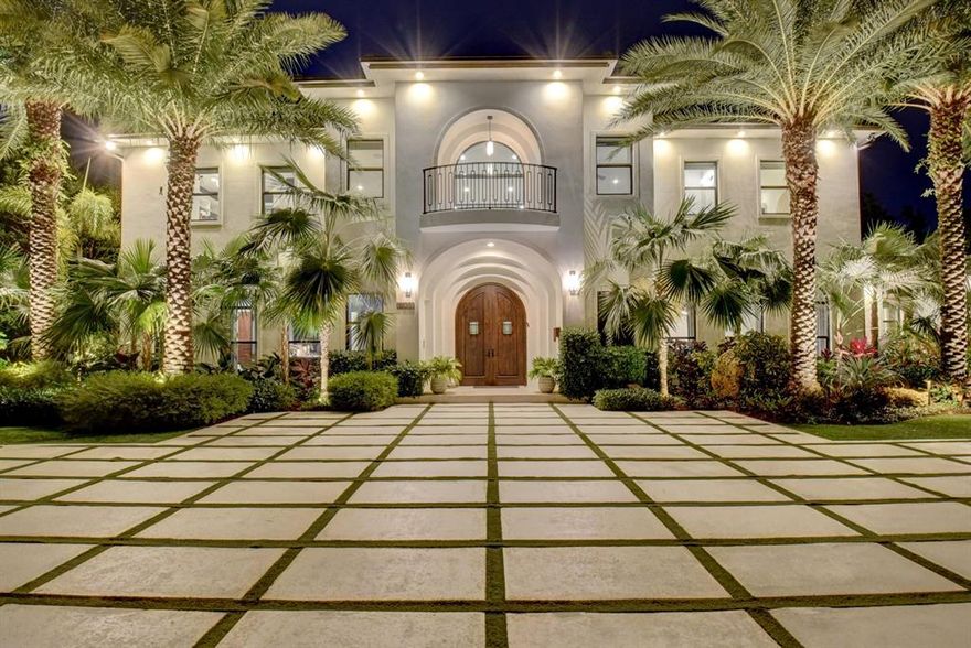 Welcome to 605 Wiggins Road. This unique estate home sitting on nearly 1 acre was completed in 2017, with attention to every detail from the grand entrance, lush landscaping and oversized driveway, to the modern day charm and
character which carries throughout the home. Full house generator, impact glass throughout, and roll down loggia screens are among the conveniences.  In addition to the 5 bedrooms and 7 Baths, this home features an office, loft and
bonus ''media/sports'' room. The gourmet chefs kitchen features wolf/subzero/Lacanche appliances, custom cabinetry, and pantry.  You will also find a gas fireplace, summer kitchen, heated salt water pool, putting green, walking path,
and a gated entrance to the 3 car garage. Close to beach, downtown Delray, and Palm Beach airport, this l Home is a rare find.