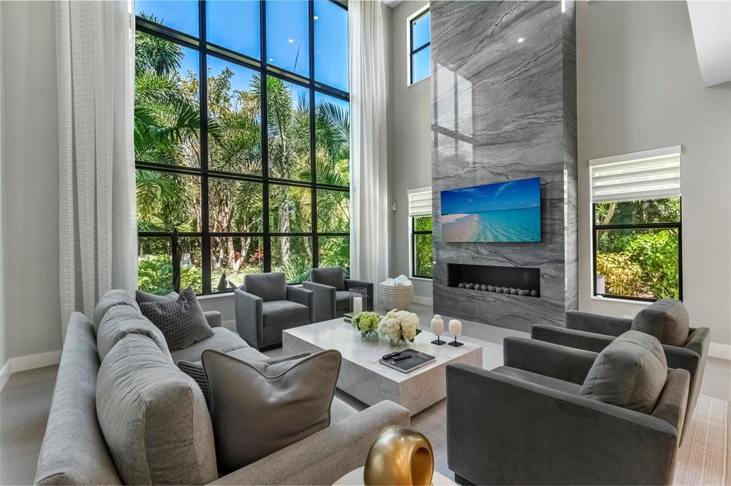 S/D OF 8-46-43 - Residential