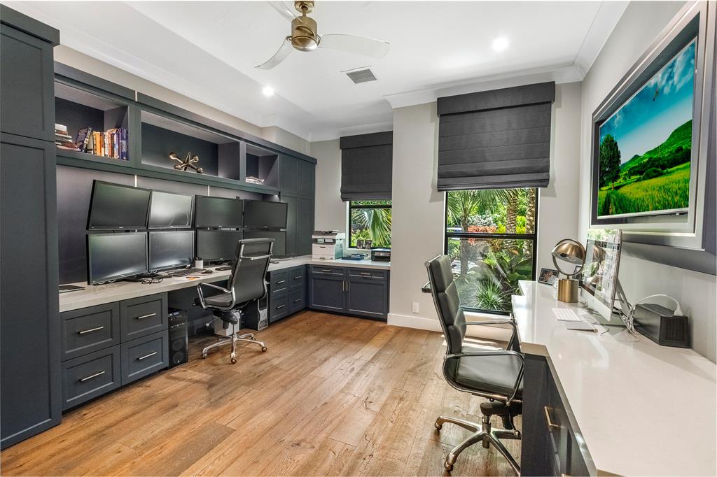 S/D OF 8-46-43 - Residential