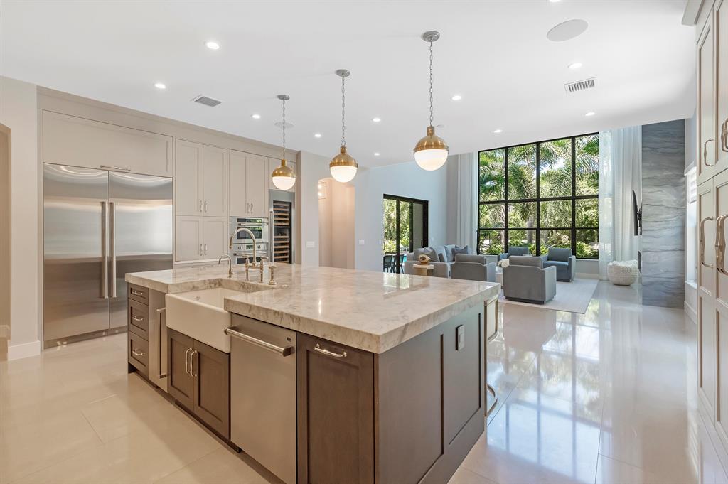 S/D OF 8-46-43 - Residential