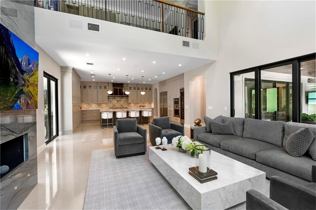 S/D OF 8-46-43 - Residential