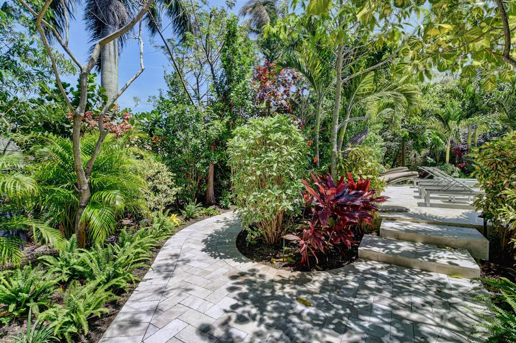 S/D OF 8-46-43 - Residential