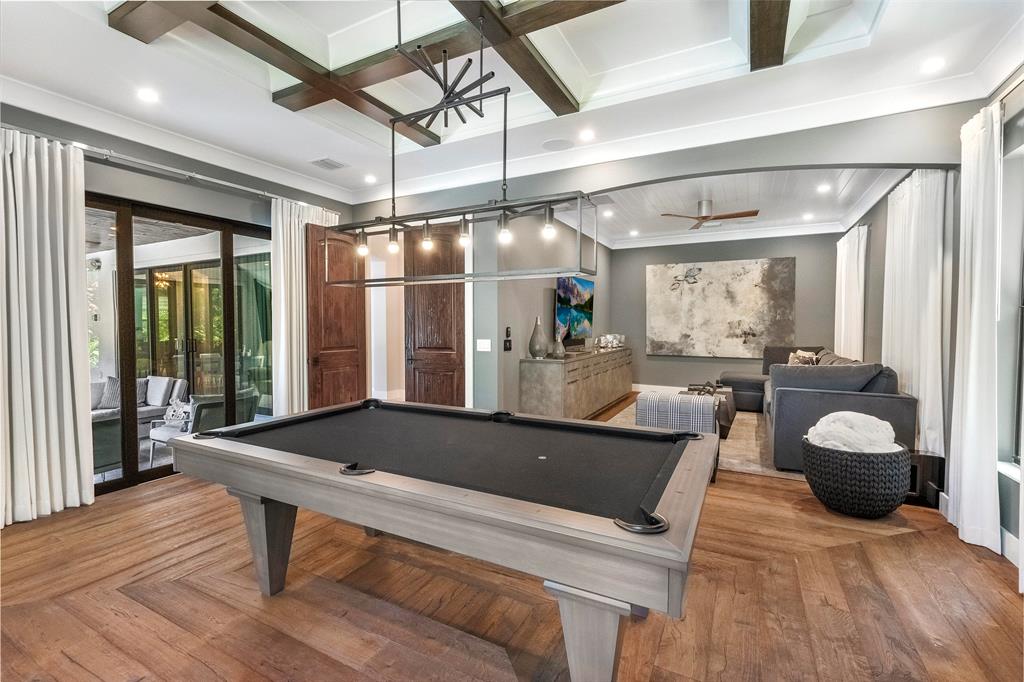 S/D OF 8-46-43 - Residential