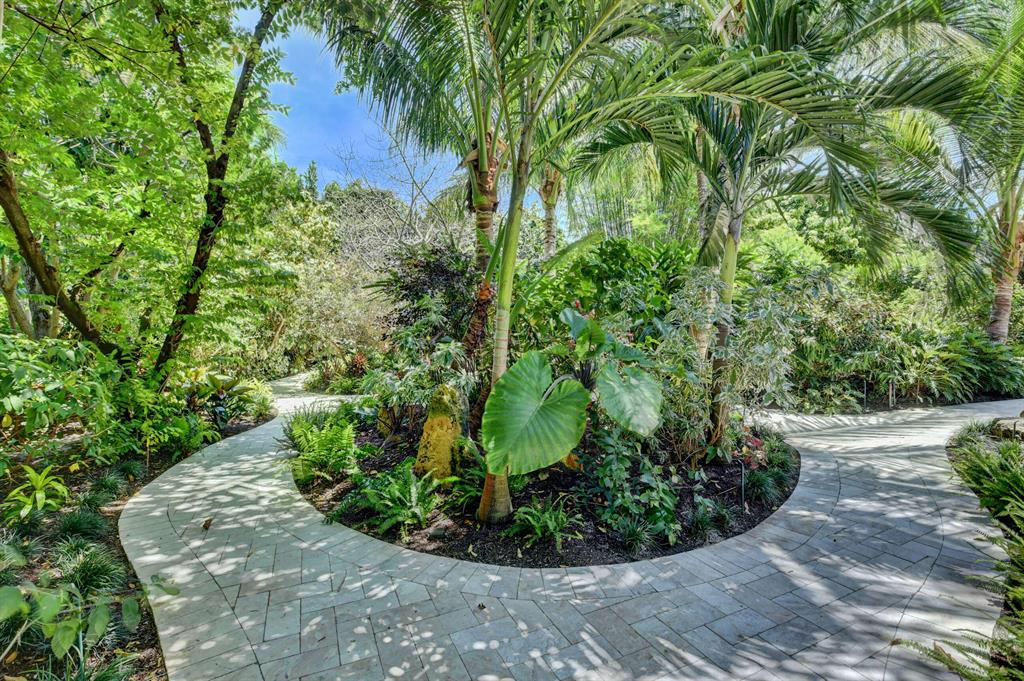 S/D OF 8-46-43 - Residential