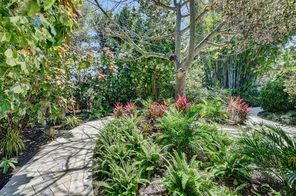 S/D OF 8-46-43 - Residential