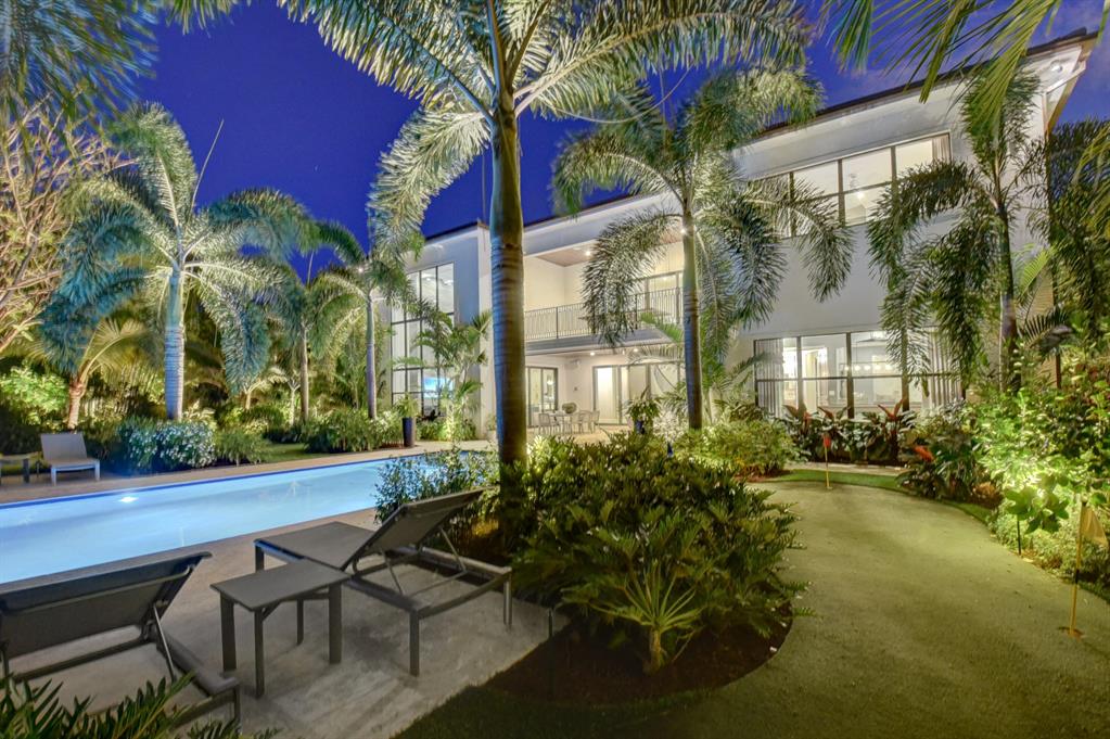 S/D OF 8-46-43 - Residential