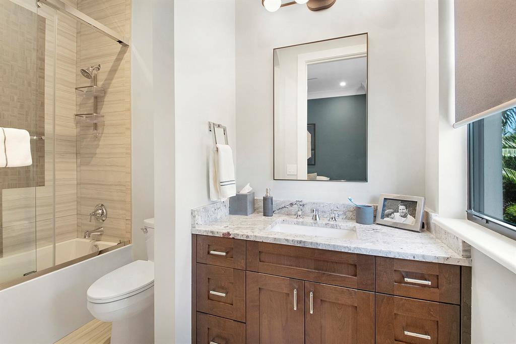 S/D OF 8-46-43 - Residential