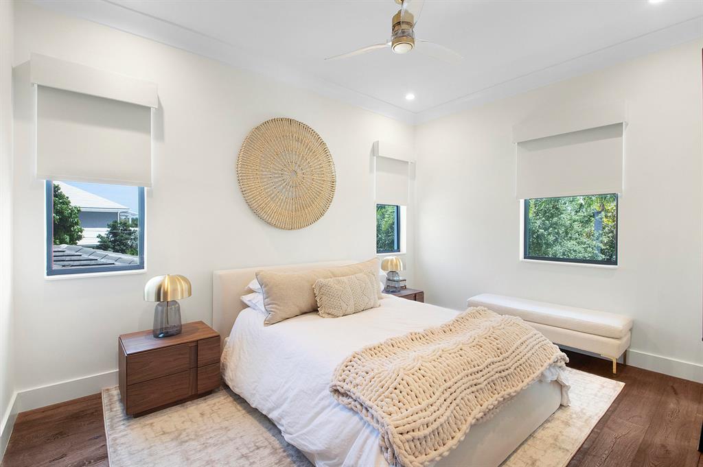 S/D OF 8-46-43 - Residential