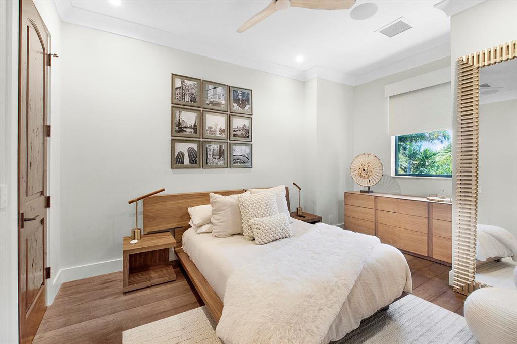 S/D OF 8-46-43 - Residential