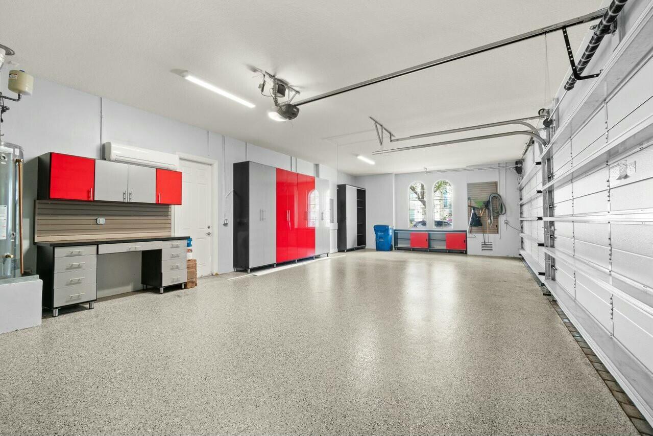 JUPITER COUNTRY CLUB - Residential