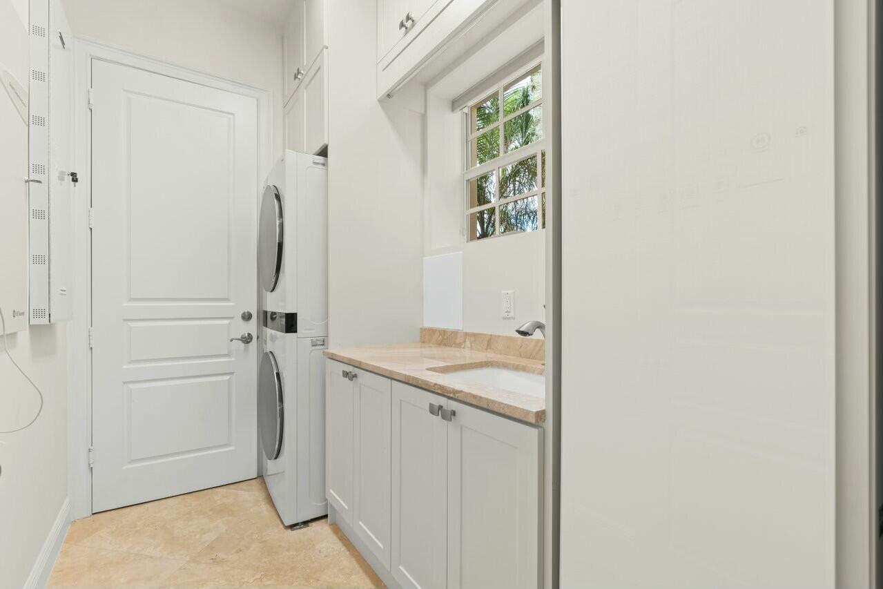 JUPITER COUNTRY CLUB - Residential