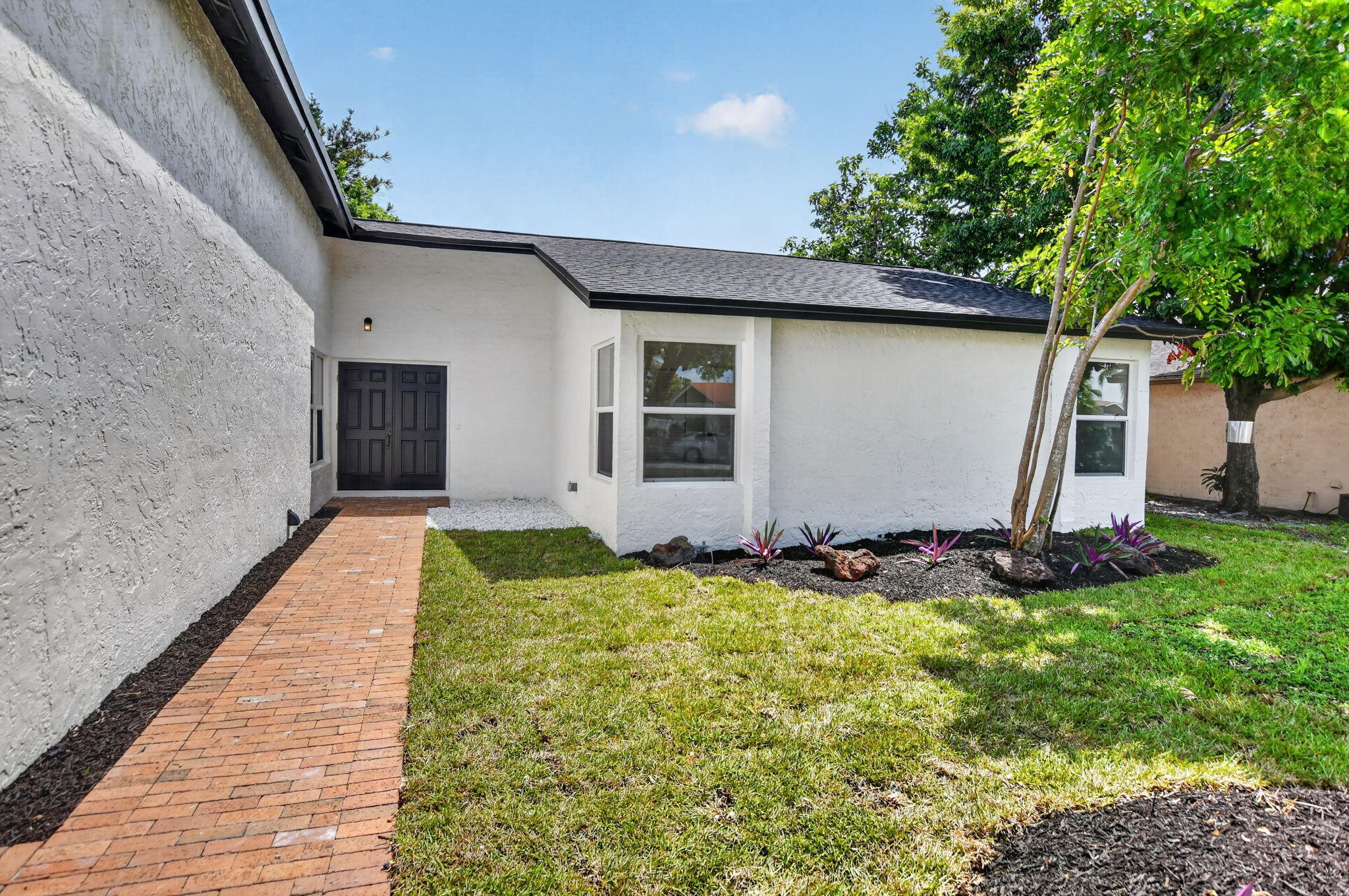 386 NW 40th Terrace