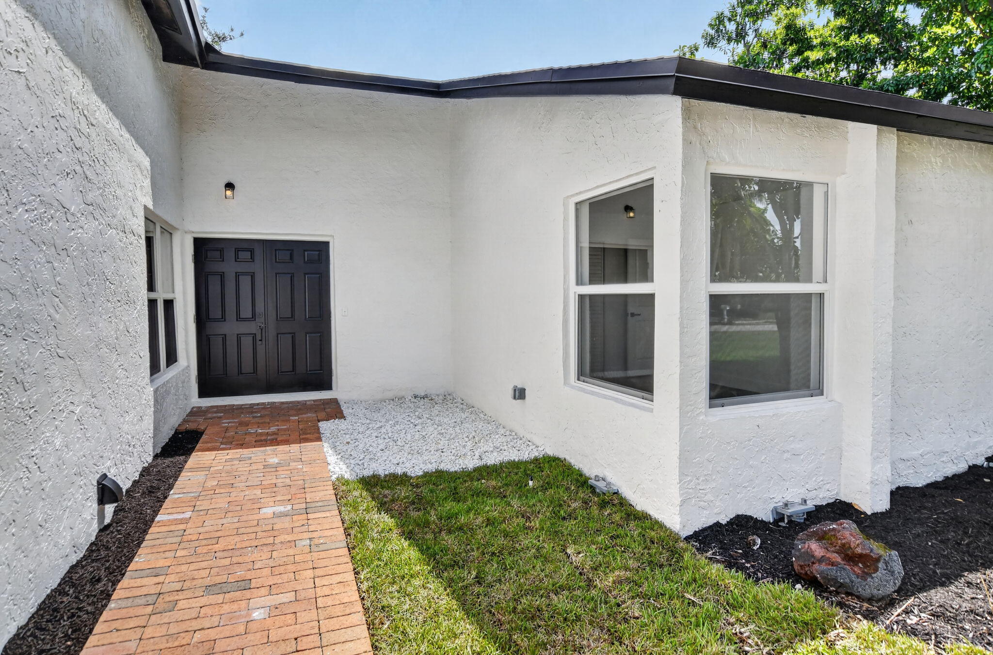 386 NW 40th Terrace
