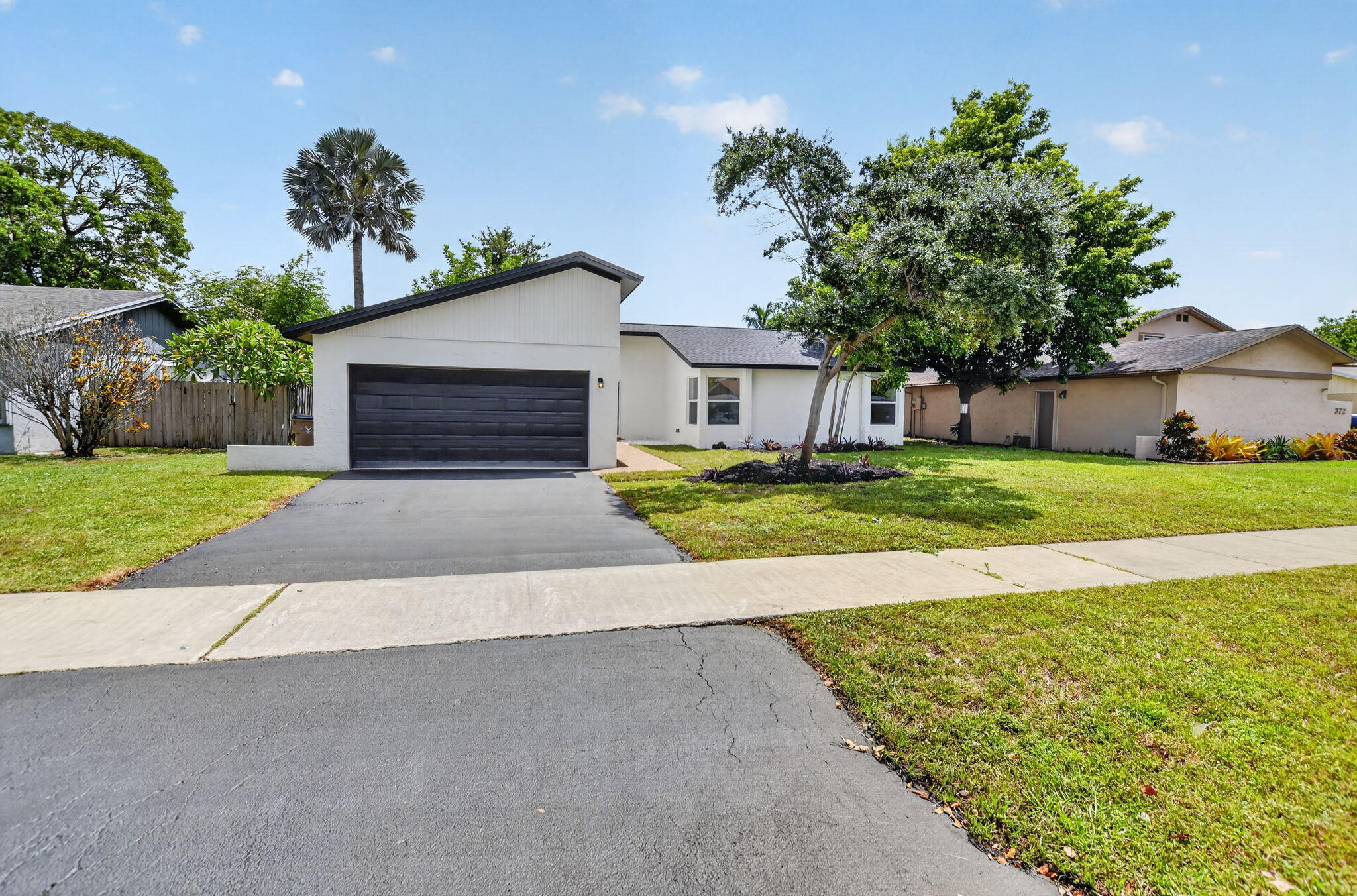 386 NW 40th Terrace