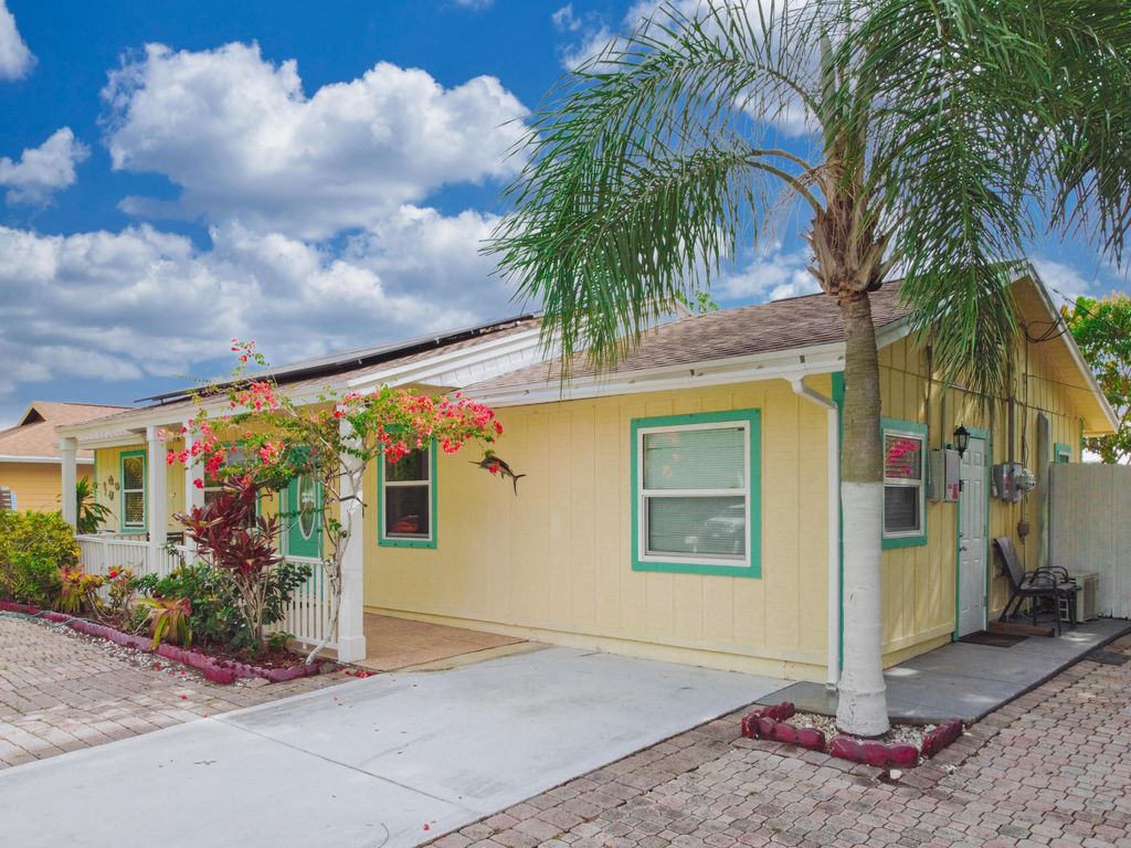 Photo of 1913 SW Idaho Lane, Port Saint Lucie, FL 34953 (MLS # R11096748)