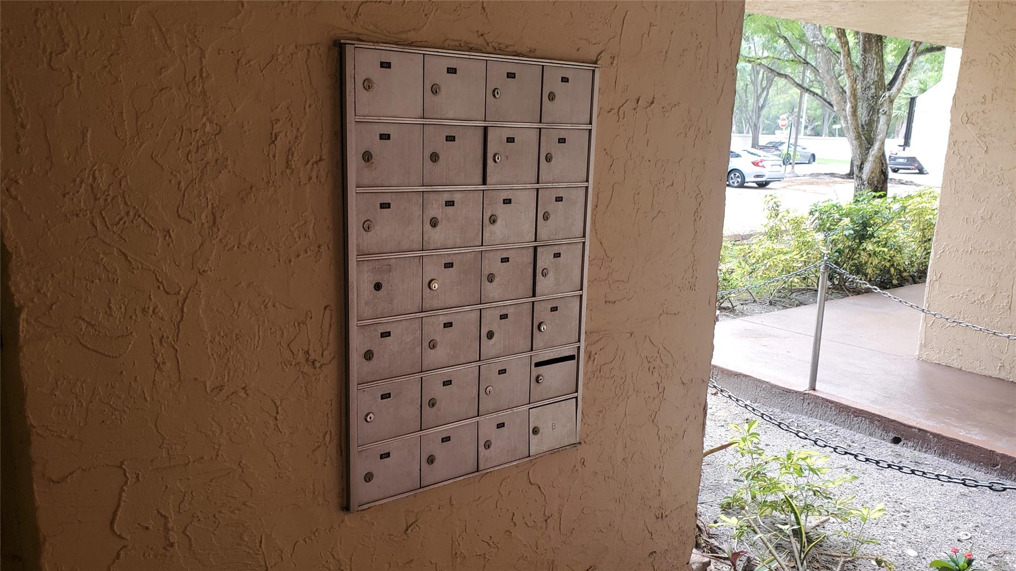 Blue Lake Apts Condo - Residential Lease