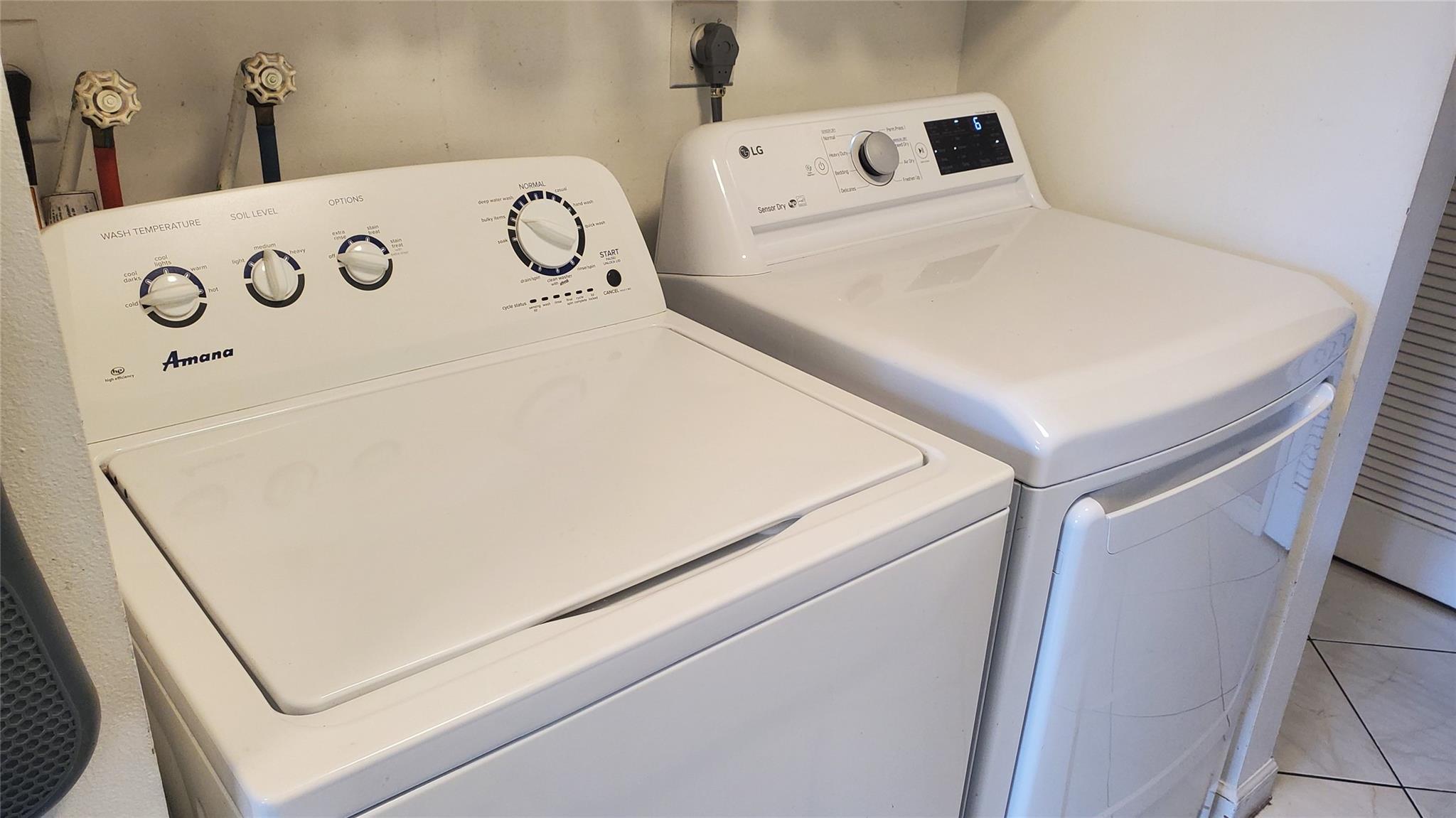 Blue Lake Apts Condo - Residential Lease