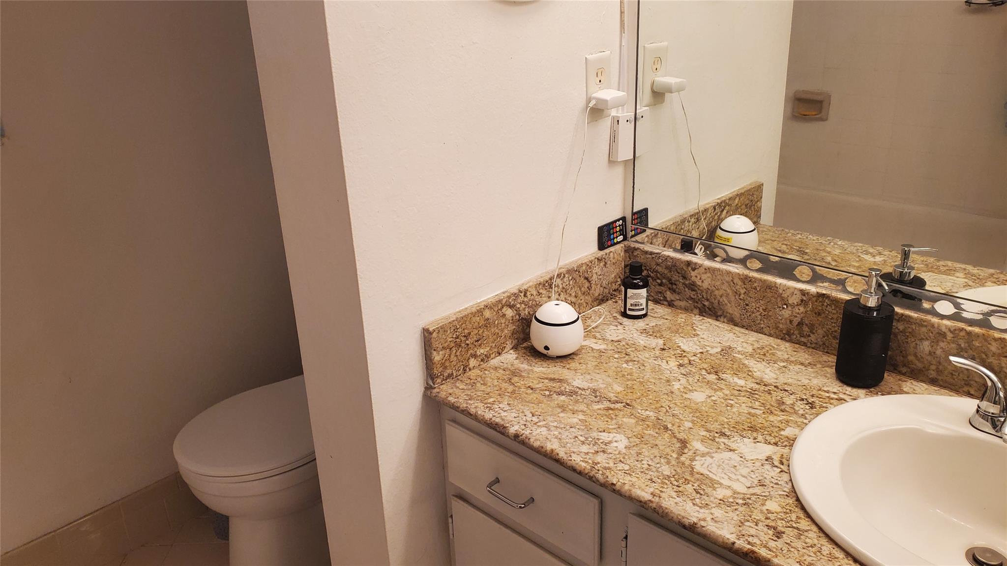 Blue Lake Apts Condo - Residential Lease