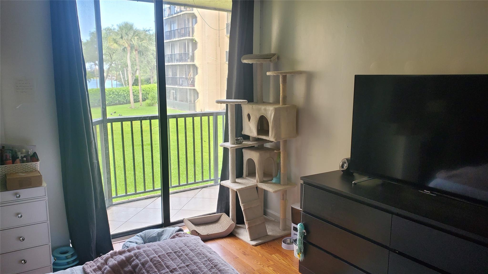 Blue Lake Apts Condo - Residential Lease