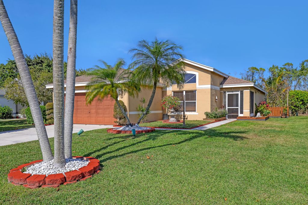 Photo of 6817 Barnwell Drive, Boynton Beach, FL 33437 (MLS # R11130779)