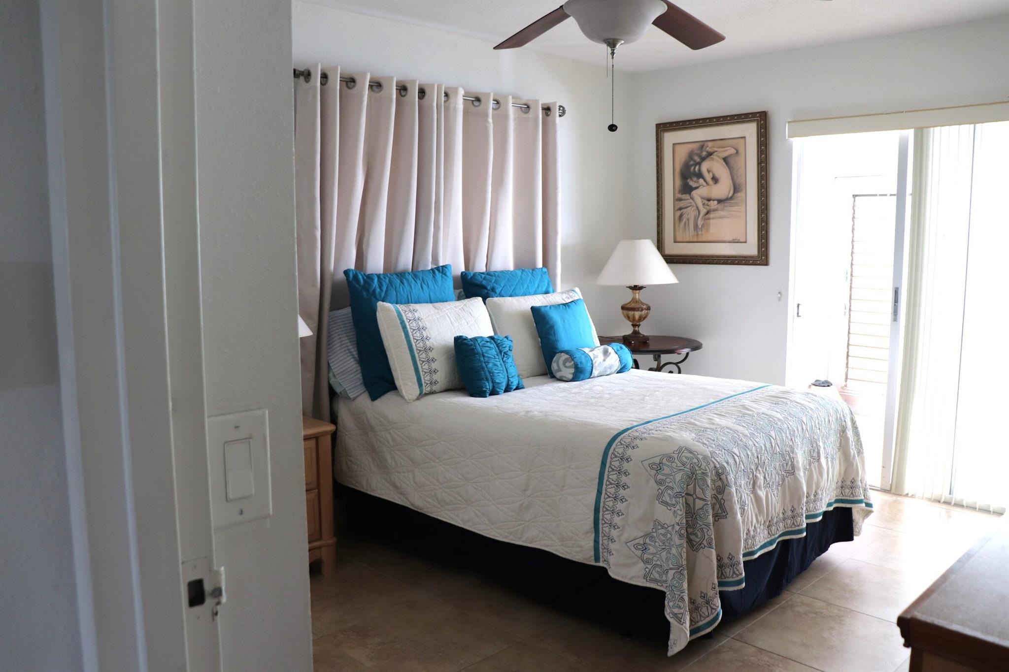 KINGS POINT VALENCIA COND - Residential Lease