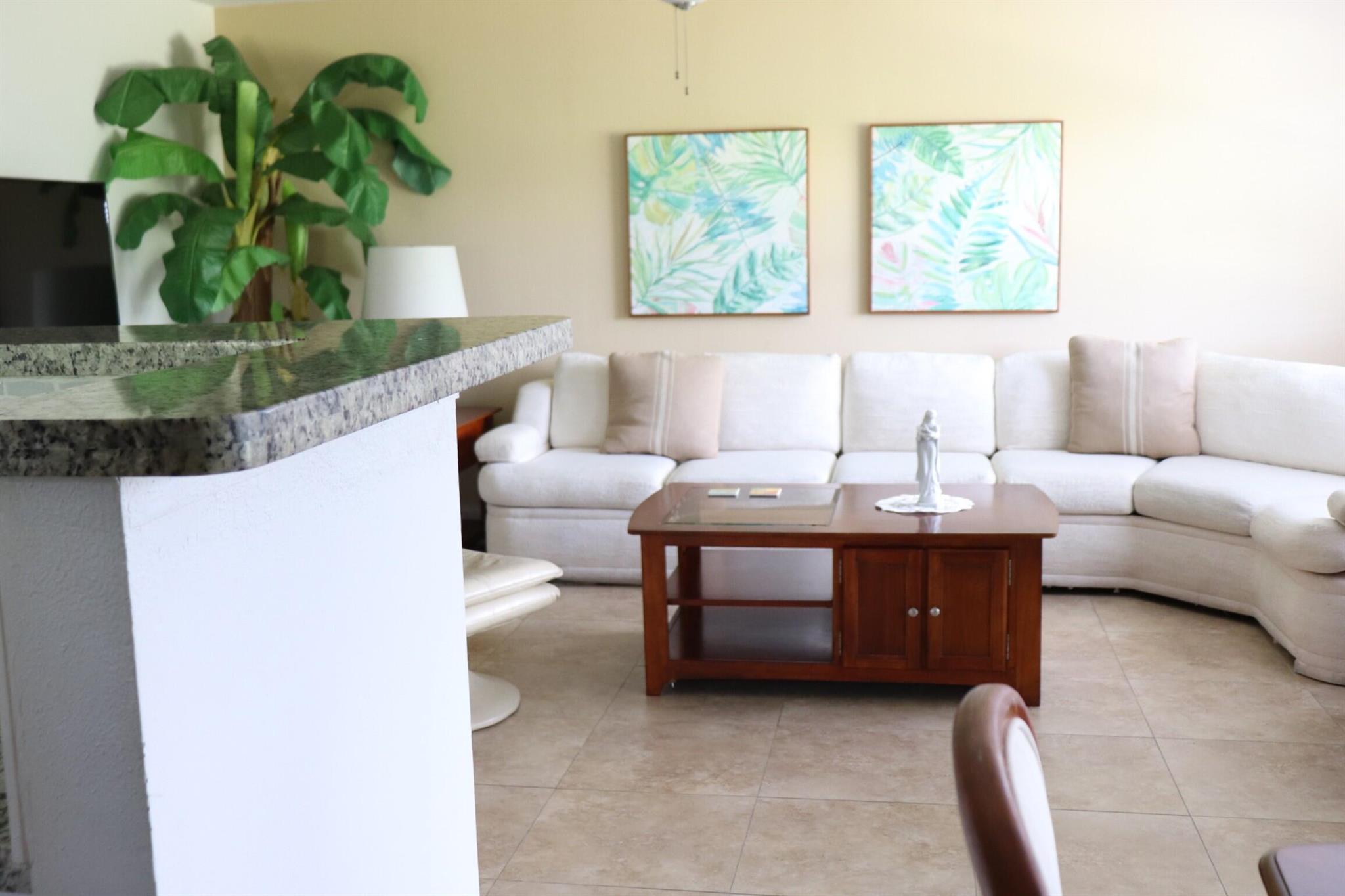 KINGS POINT VALENCIA COND - Residential Lease