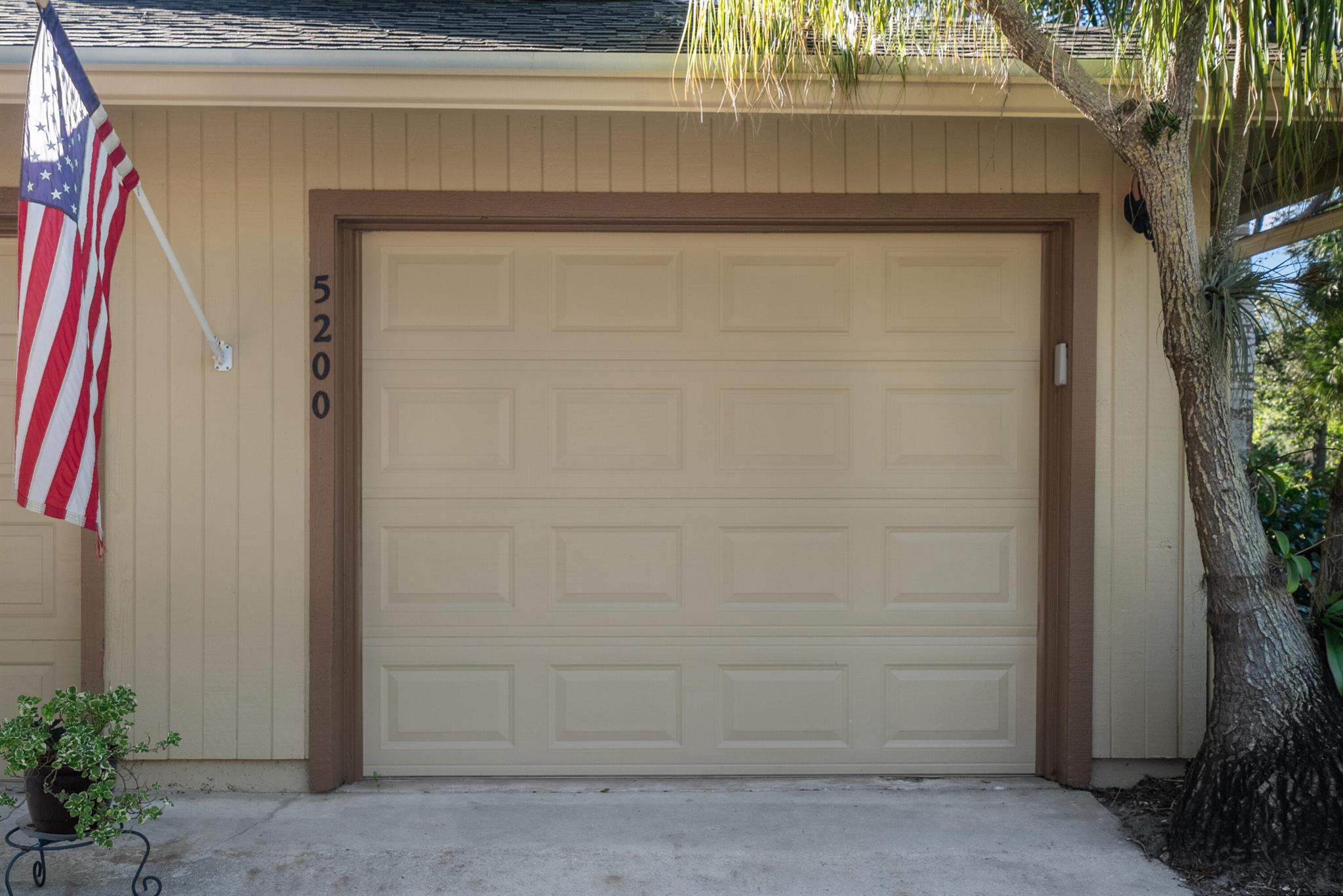 SCHOONER OAKS CONDO - Residential