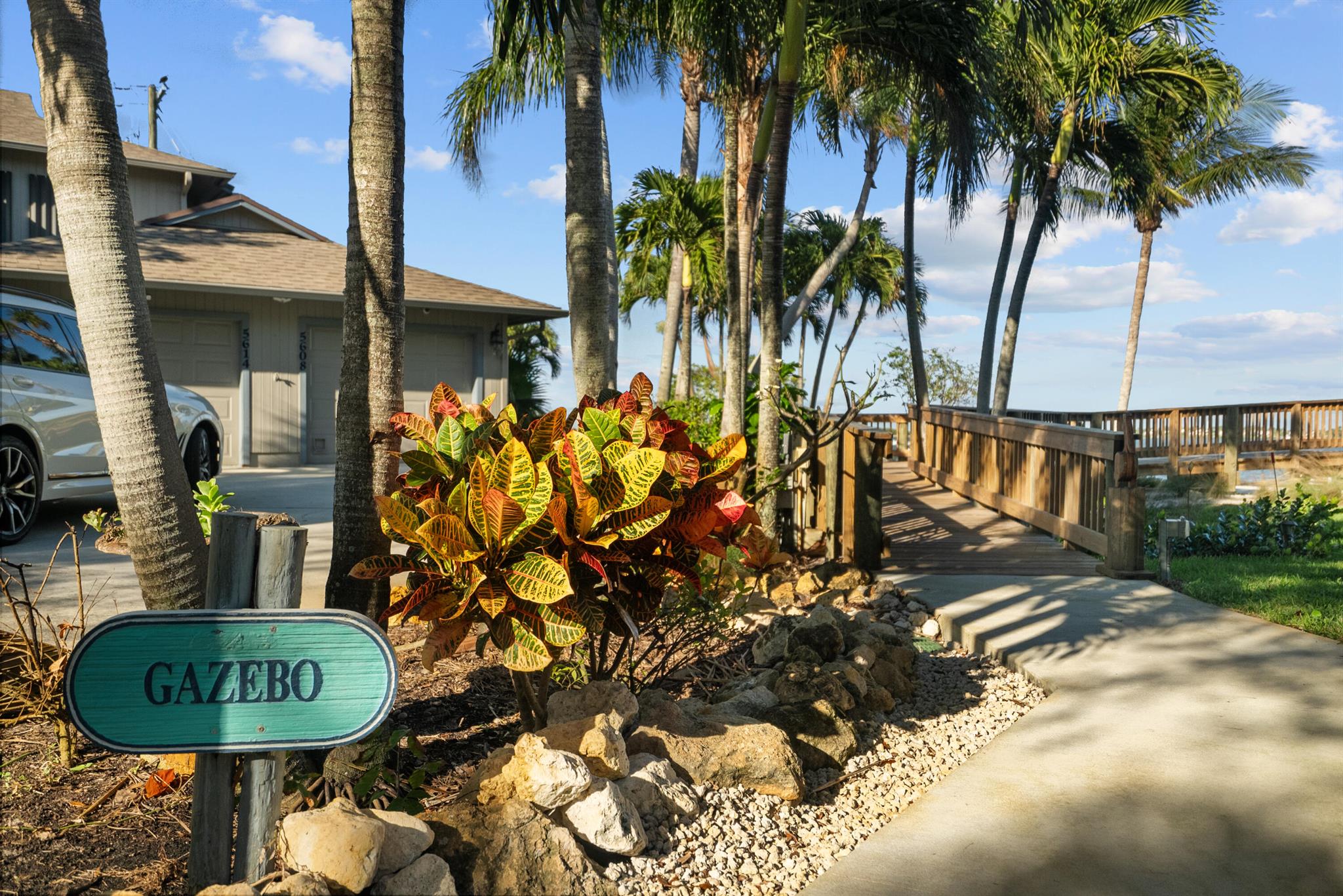 SCHOONER OAKS CONDO - Residential