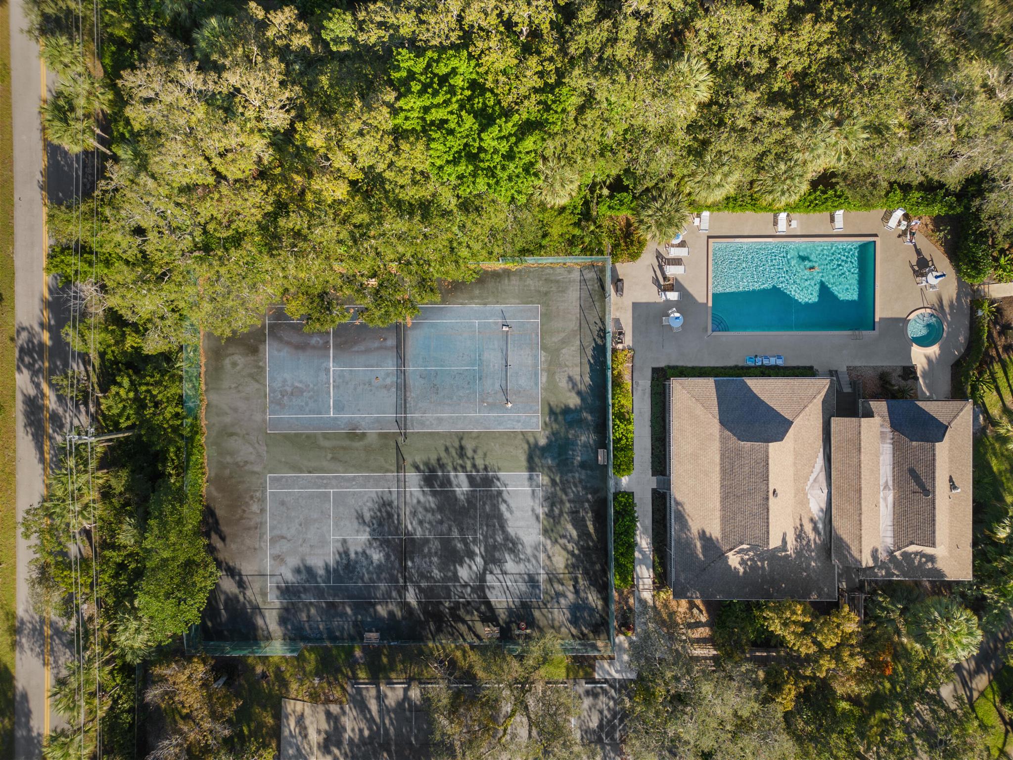 SCHOONER OAKS CONDO - Residential