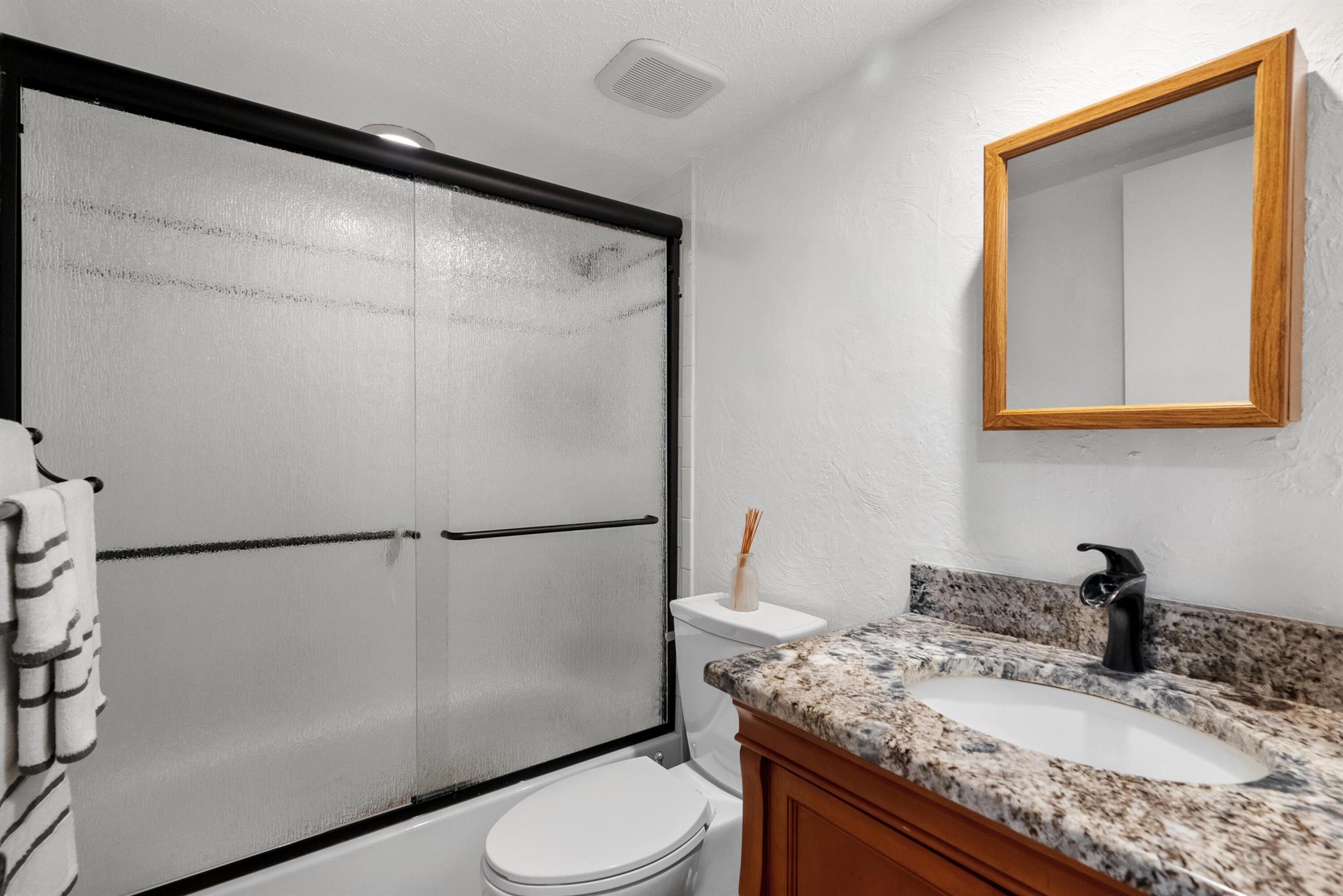 SCHOONER OAKS CONDO - Residential