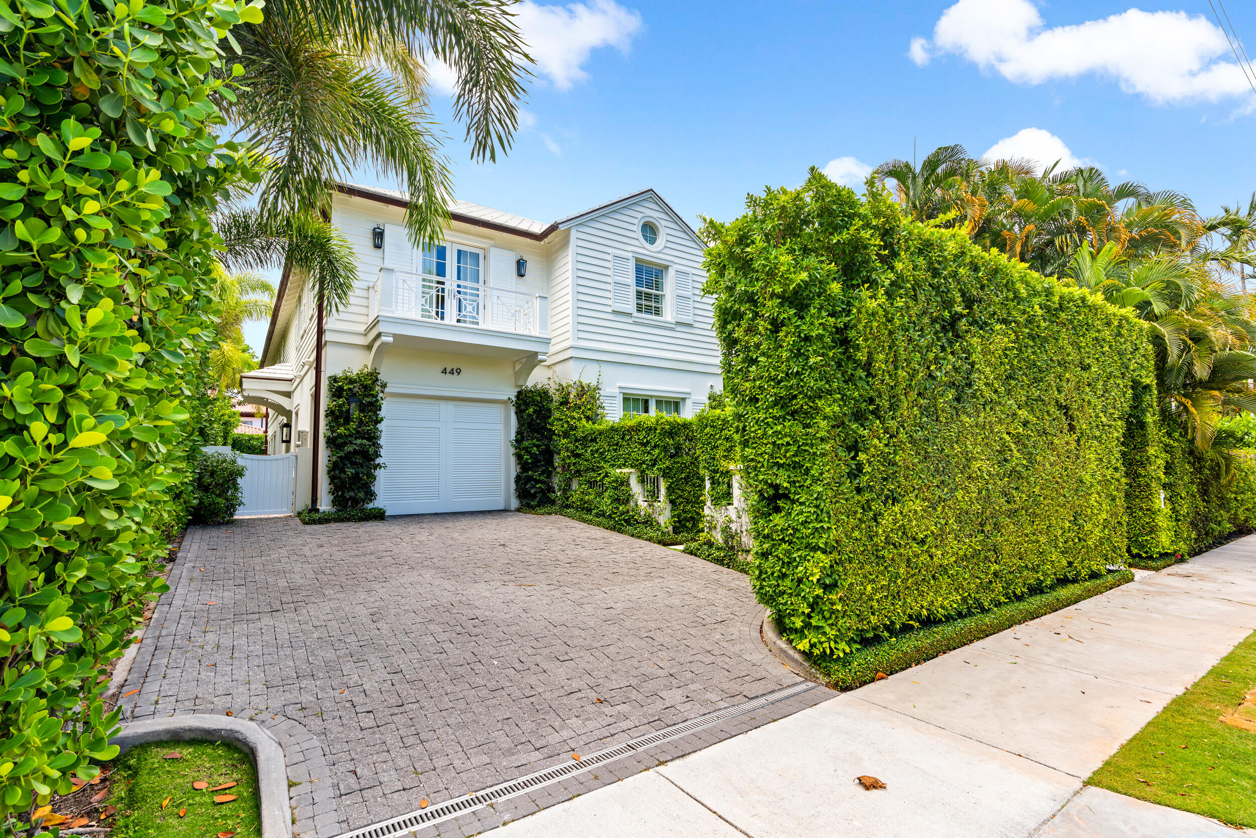 ROYAL PARK - Residential