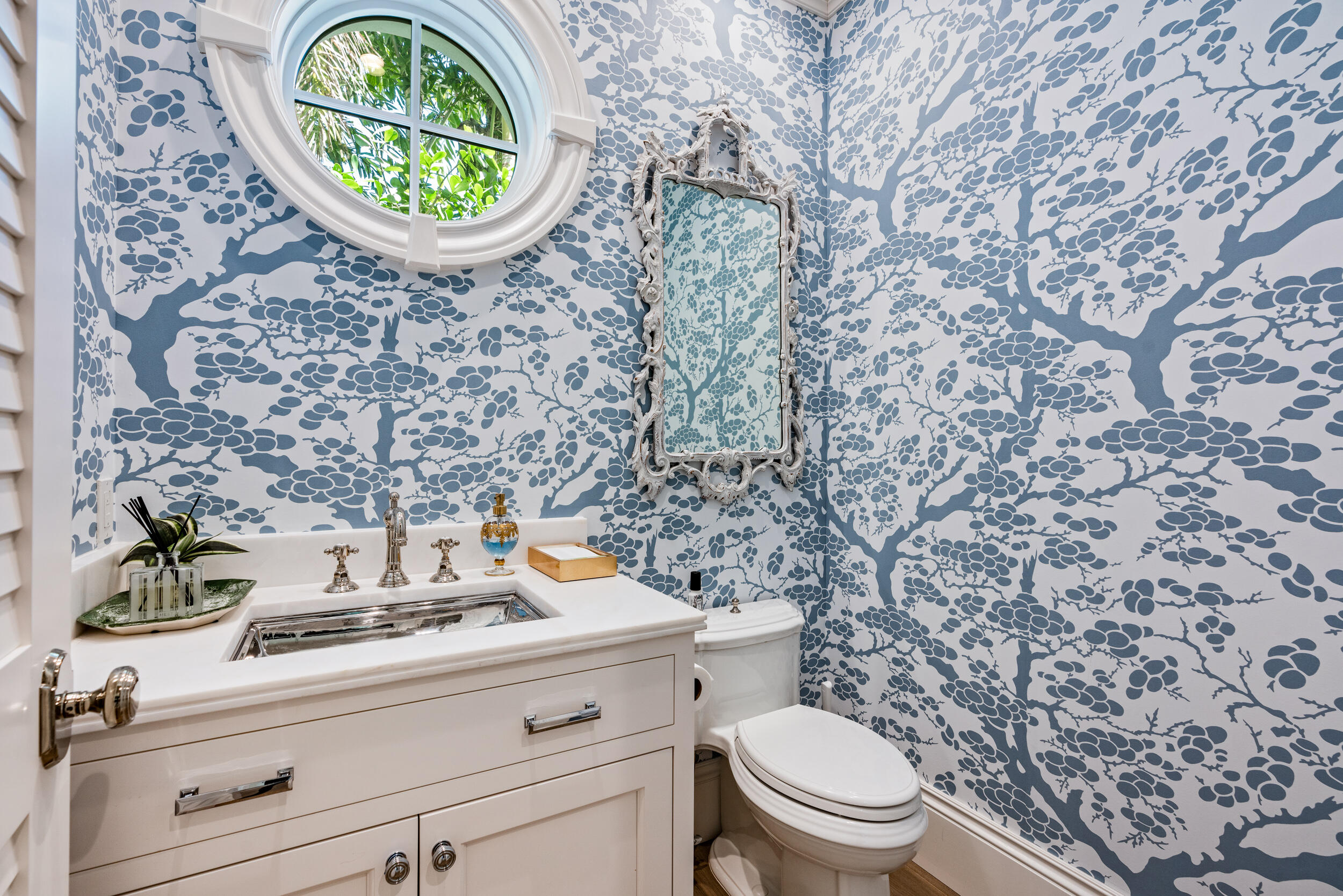 ROYAL PARK - Residential