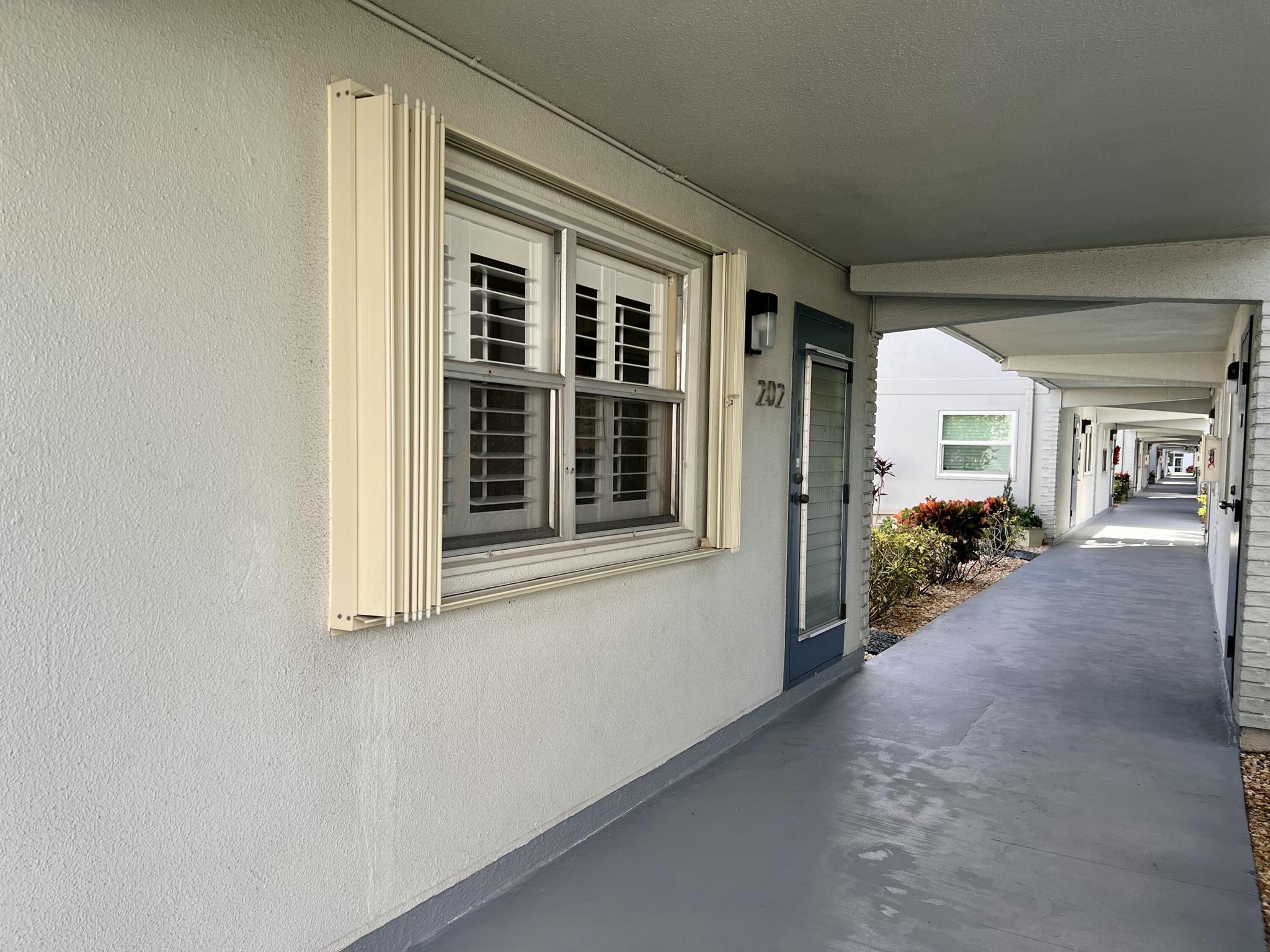 KINGS POINT TUSCANY CONDO - Residential