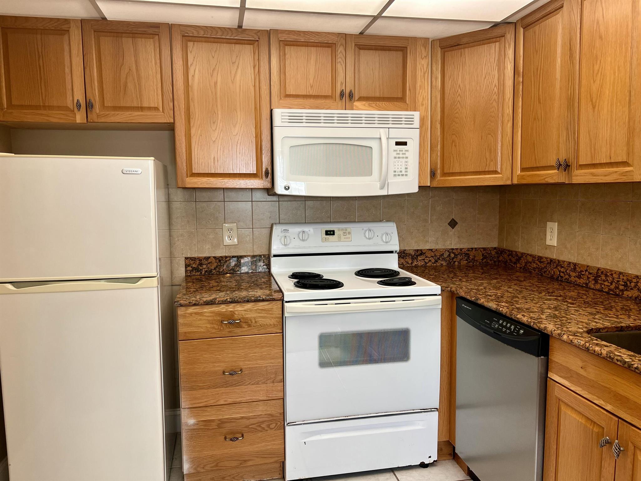 KINGS POINT TUSCANY CONDO - Residential