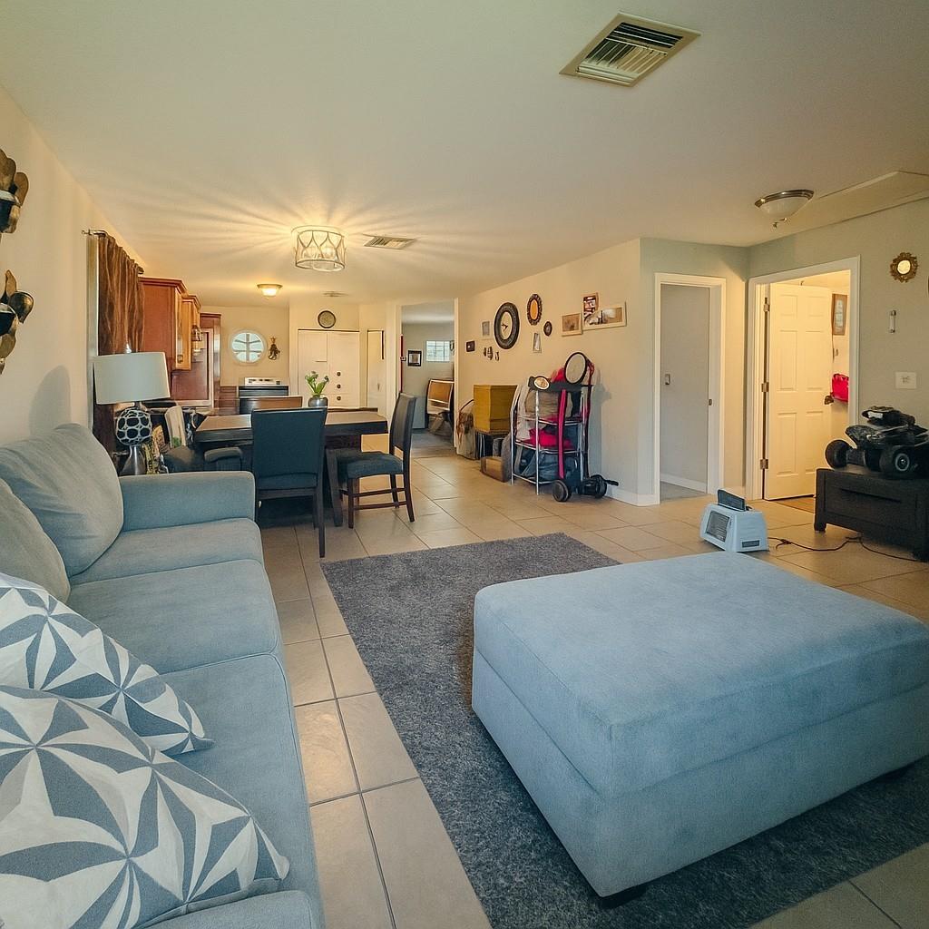 Hibiscus Gardens 10-1 B - Residential